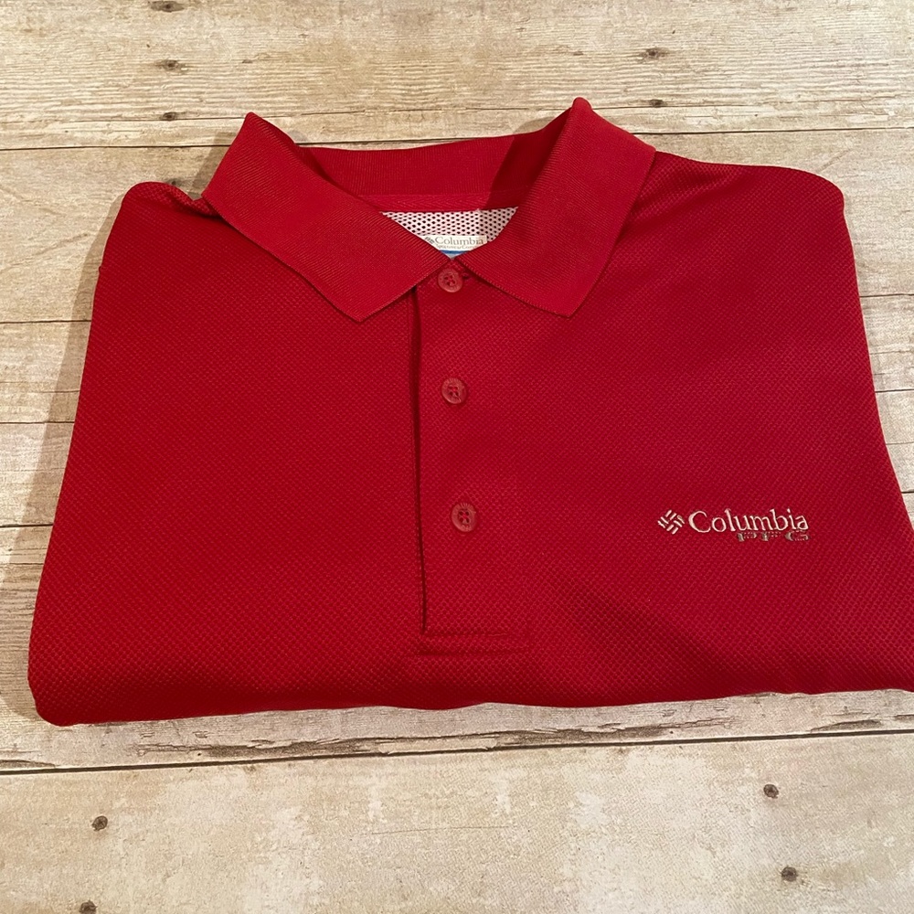 Host Pick! Columbia Men’s PFG Breathable Fishing Polo in Medium